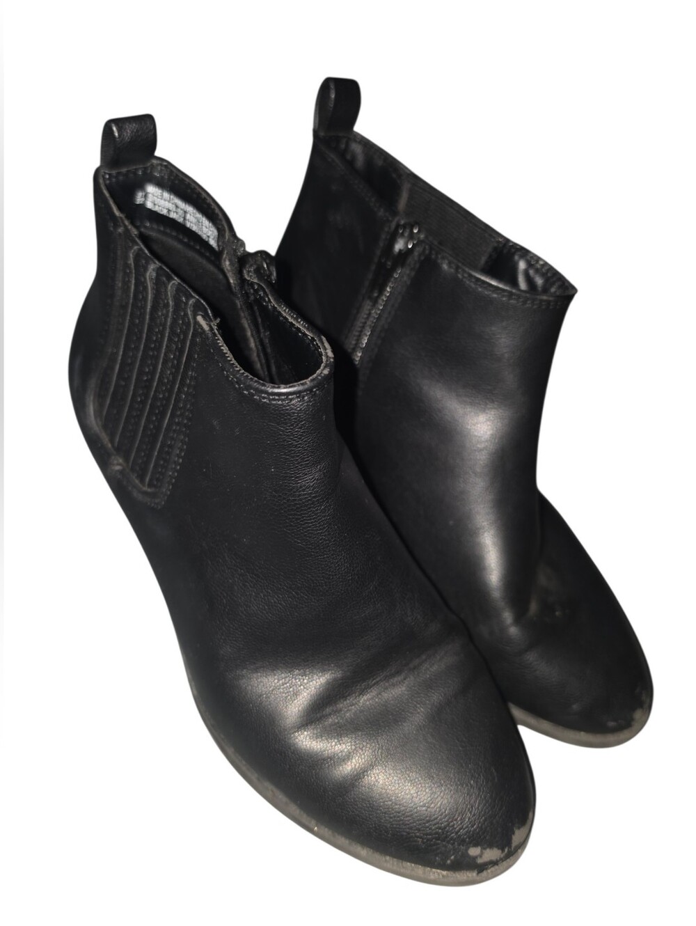 9/2/7. Old Navy Black Girls Chelsea Booties